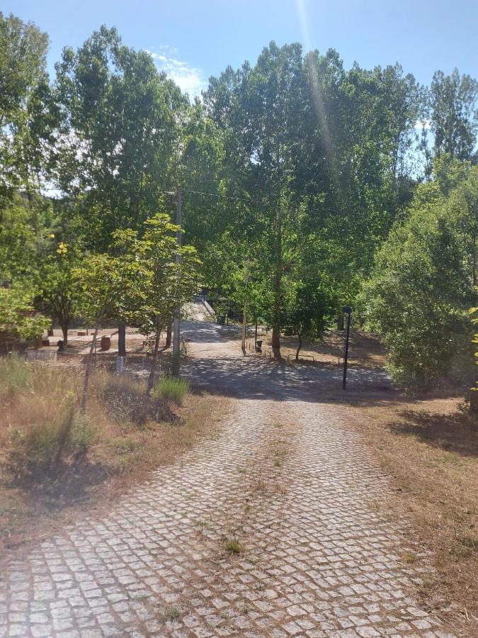 Sobre Aguas Camping Bragança Екстериор снимка
