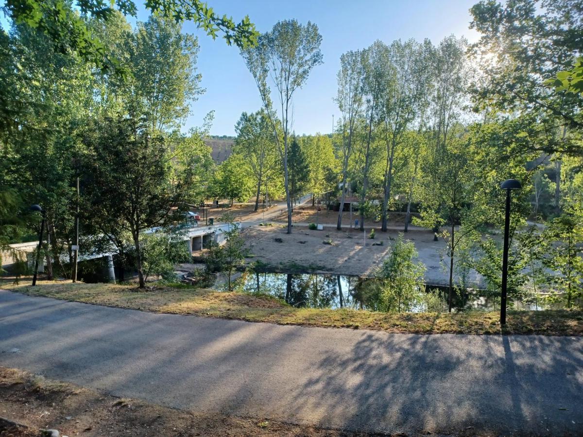 Sobre Aguas Camping Bragança Екстериор снимка